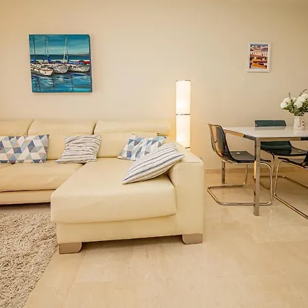 Apartment Granados 1102